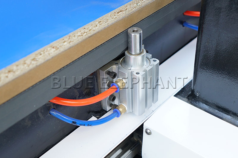 圓盤換刀帶排鉆包加工中心